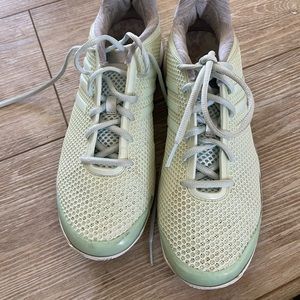 Adidas Stella McCartney size 9.5